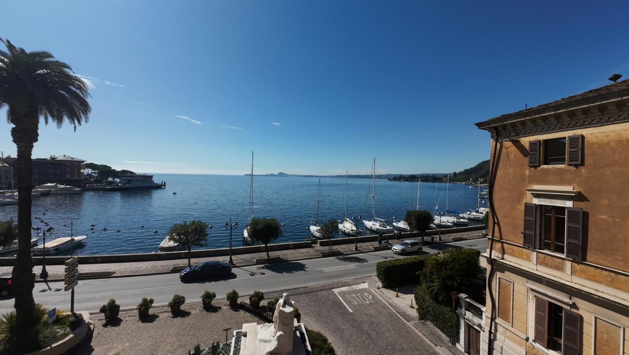 Appartamento Panorama Тосколано-Мадерно Экстерьер фото